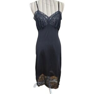Vintage Van Raalte Suavette Black Nylon Lace Trim Full Slip Dress 34 (US Small)
